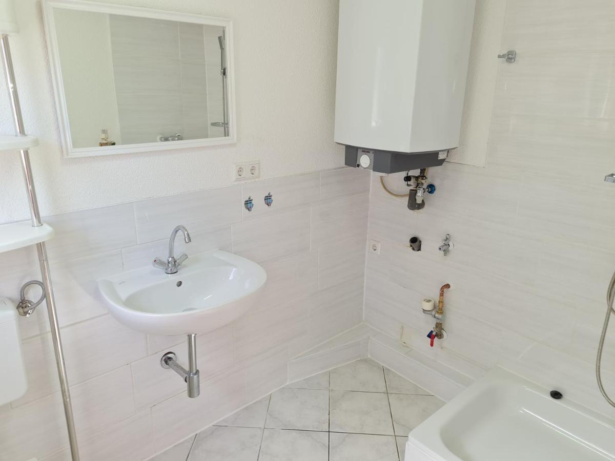 Auberge de jeunesse Haupt 3 à Eningen unter Achalm Extérieur photo