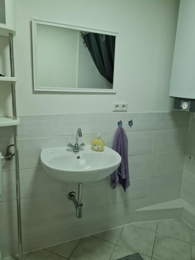 Auberge de jeunesse Haupt 3 à Eningen unter Achalm Extérieur photo