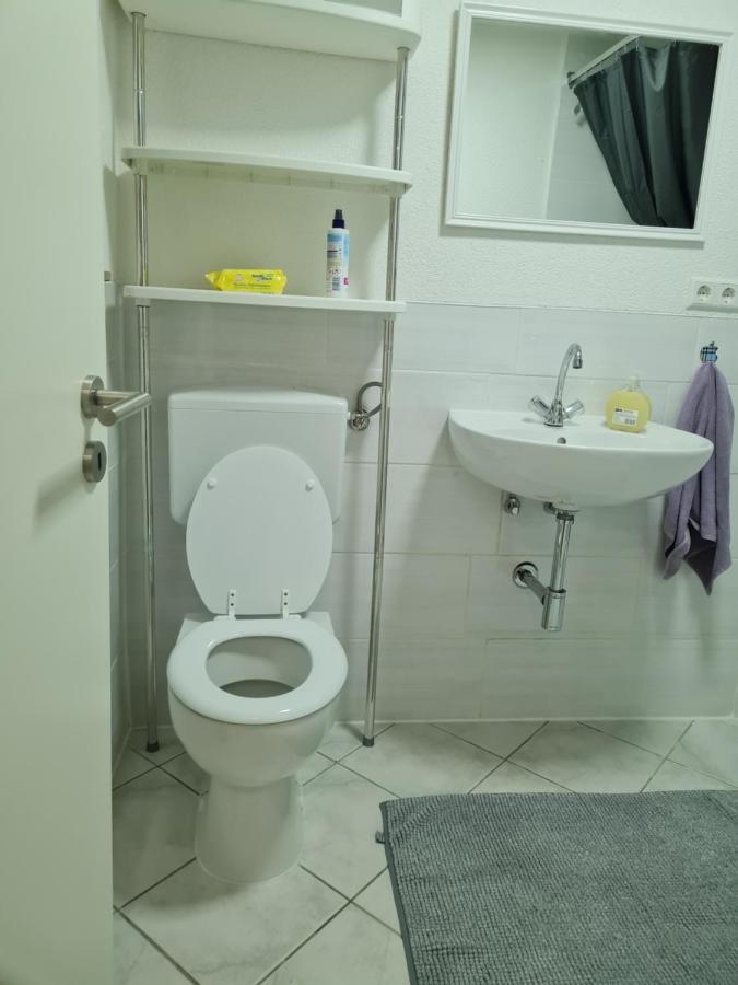 Auberge de jeunesse Haupt 3 à Eningen unter Achalm Extérieur photo