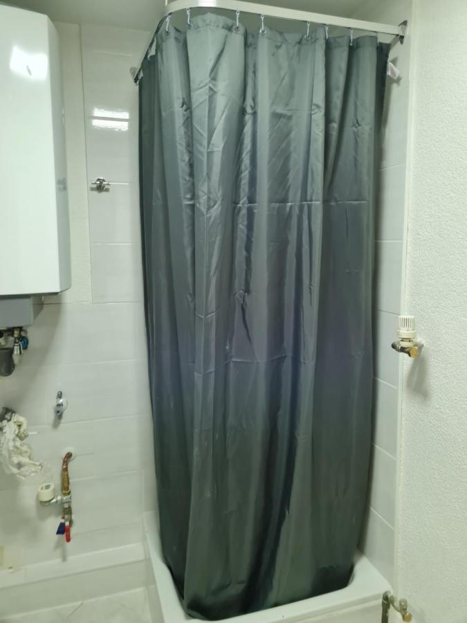 Auberge de jeunesse Haupt 3 à Eningen unter Achalm Extérieur photo