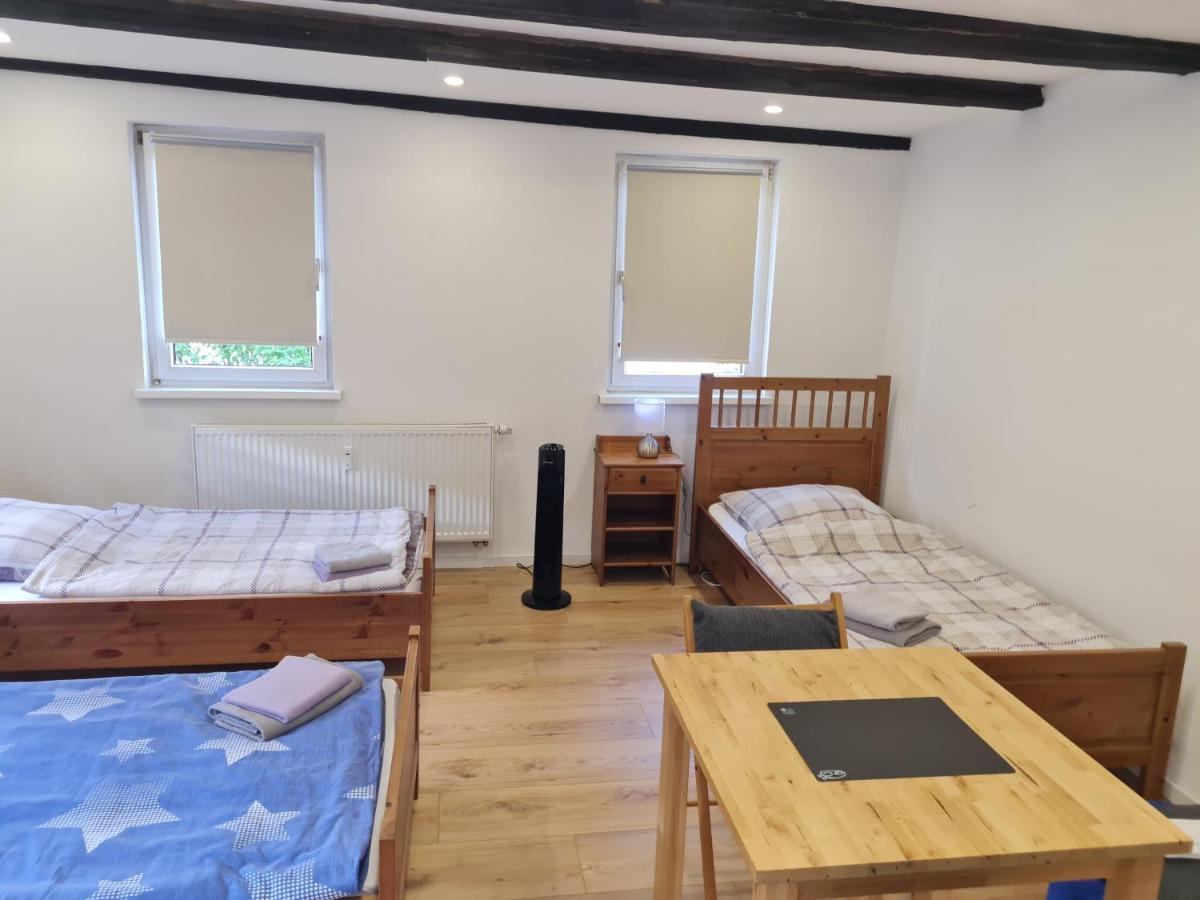 Auberge de jeunesse Haupt 3 à Eningen unter Achalm Extérieur photo