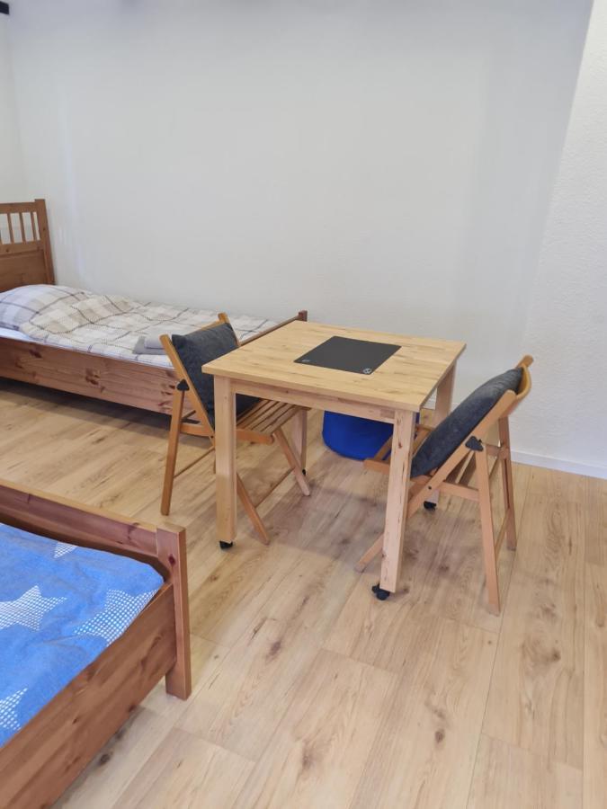 Auberge de jeunesse Haupt 3 à Eningen unter Achalm Extérieur photo